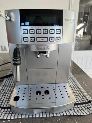 Delonghi Magnifica S Plus Coffee 